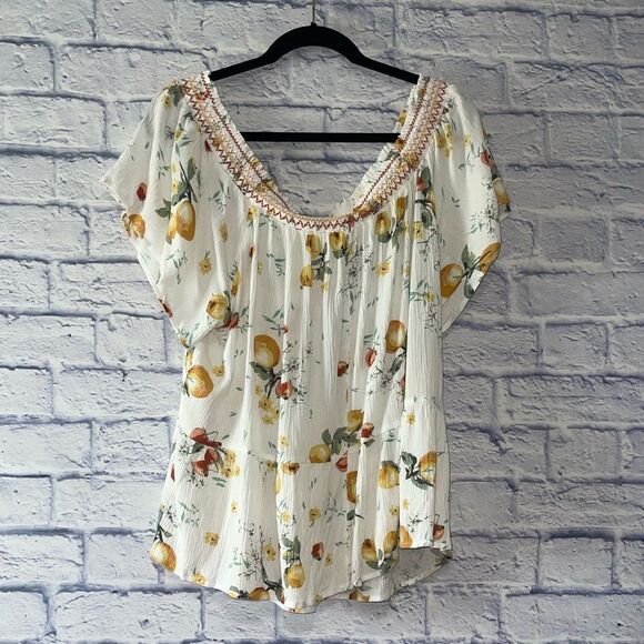 Maurice’s White Fruit Smocked Neck Top - Picture 5 of 11